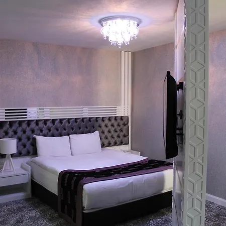 Manhattan Hotell