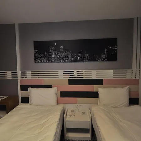 Szálloda Manhattan 4*