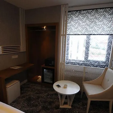 Manhattan Hotell