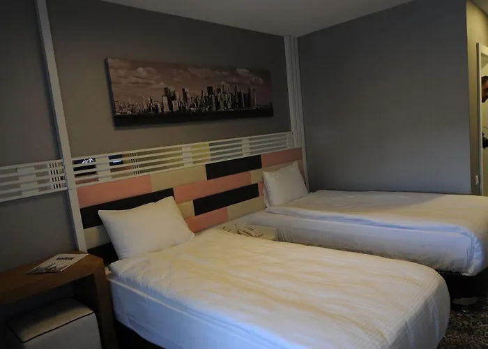 فندق Manhattan 4*