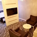 Manhattan Hotel 4*