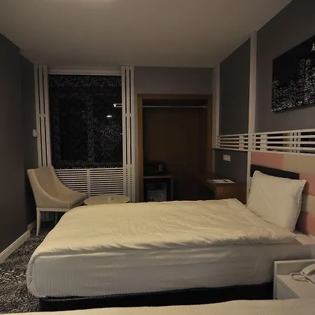 Manhattan 4*